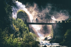 Srdjan_Kis_Bicskei_waterfall-walk