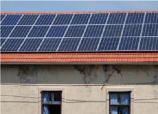 Solarna elektrana na zgradi gradske uprave u Sinju u Hrvatskoj