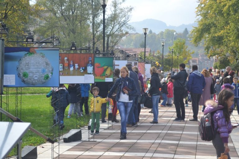 Otvorena izložba „Arilje reciklira“