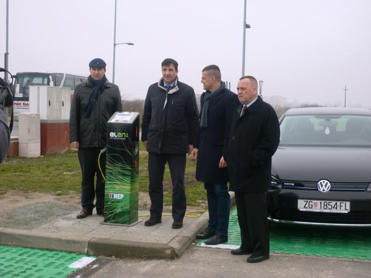 Osijek dobio četvrtu stanicu za punjenje električnih automobila