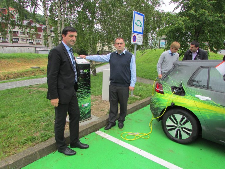 Krapina u Hrvatskoj dobila ELEN stanicu za punjenje električnih vozila