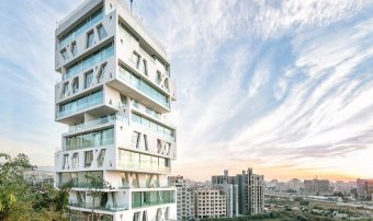 The-Cube-by-Orange-Inhabitat