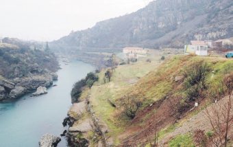 b83da4a4c46e87e3275a3eb8c05284c0