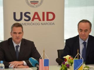 news-2015-April-usaid_elektroprivreda_936341150