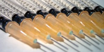 igla-medicina-vakcina-otpad-wide-jpg_660x330