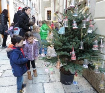 9366c66732988e72ef10f6f018de30f8_xl