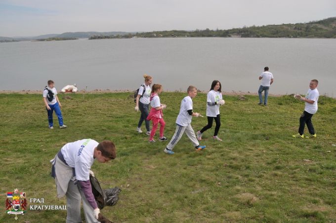 Održana akcija čišćenja Gružanskog jezera