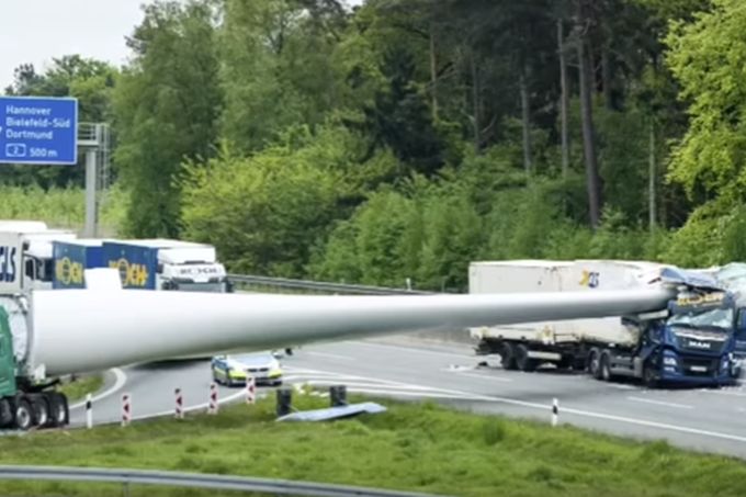 Autoput-vetroturbina