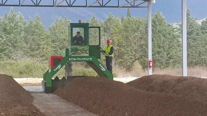U planu obuka o kompostiranju za poljoprivrednike iz Boke