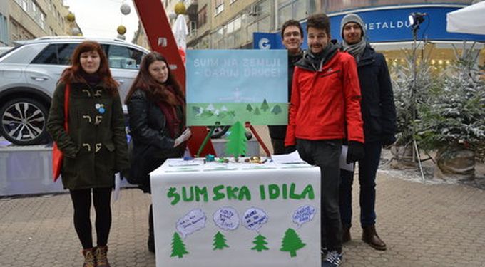 Uspešna akcija Svim na zemlji daruj drvce