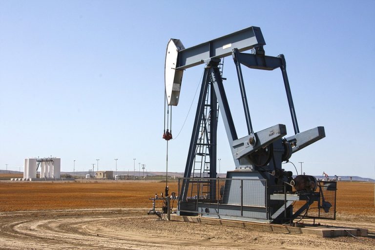 Sastanak FED-a i pad zaliha podstakli rast cena nafte