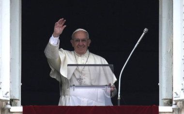Papa Franja se molio da se požari u Amazoniji što pre stave pod kontrolu