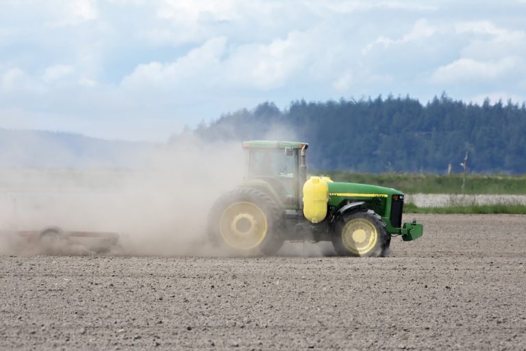 Hemijski gigant upozorava: Bez pesticida i GMO hrane suočićemo se sa nestašicom hrane