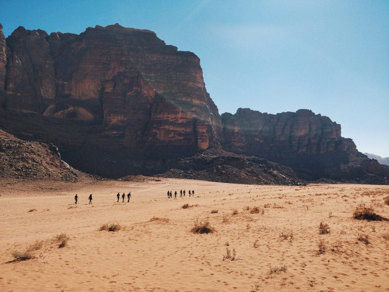 Nevreme u Saudijskoj Arabiji: Kiša i poplave „opustošile“ pustinju (VIDEO)