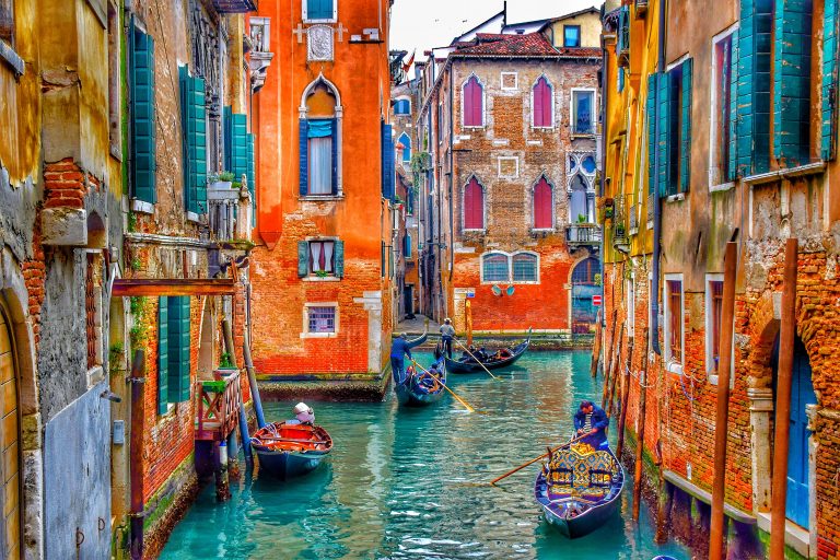 Venecija uvodi porez za turiste kako bi smanjila negativni uticaj masovnih poseta