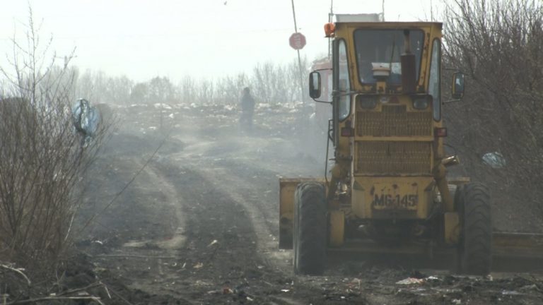 Uređuje se pristupni put ka Gradskoj deponiji u Vrbasu