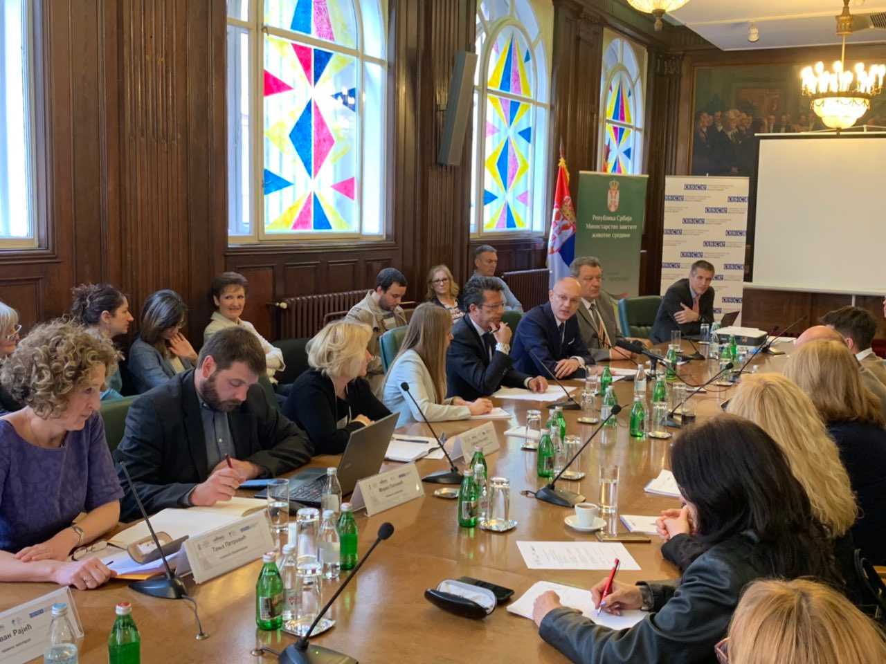 civilno društvo, Srbija, sastanak