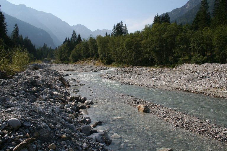 Crna Gora donela Akcioni plan za suzbijanje nelegalne eksploatacije rečnih nanosa