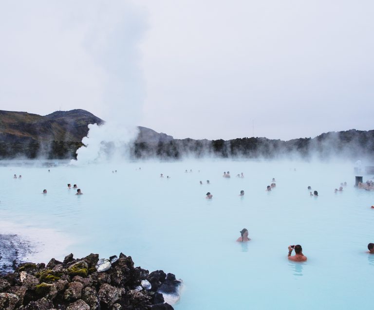 Nemarni turisti uništavaju prirodne lepote Islanda