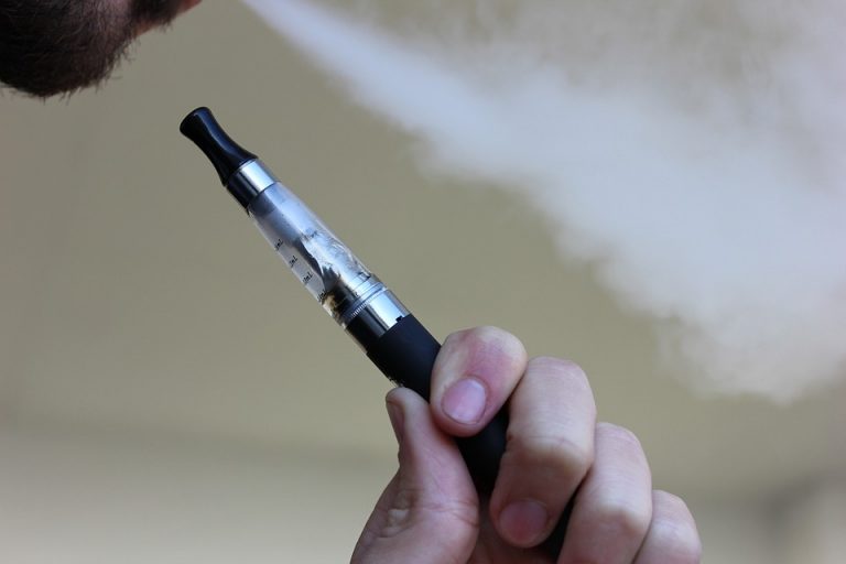 Zašto je u planu zabrana elektronskih cigareta u Americi?