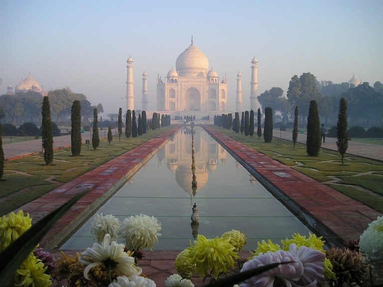 Usled ogromnog smoga u Indiji, Tadž Mahal dobio posebne prečistače vazduha