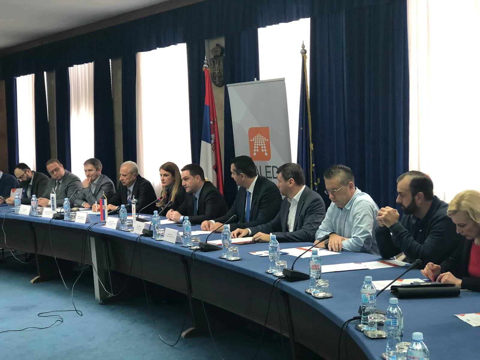 okrugli_sto_gradovi_privreda