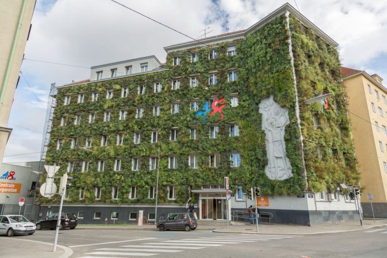 Beč ulaže milion evra za ozelenjavanje zgrada u borbi protiv klimatskih promena i vrućina