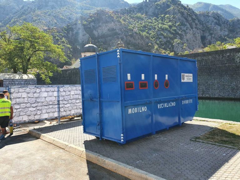 Mobilno reciklažno dvorište postavljeno u Kotoru