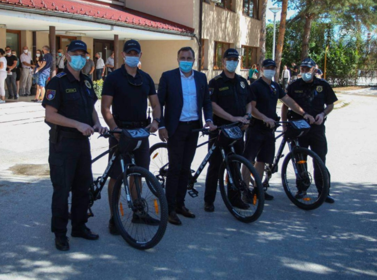 Sarajevo_policija_bicikli