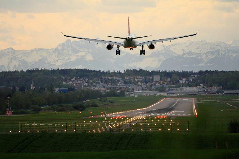 Koliko avioni utiču na klimatske promene