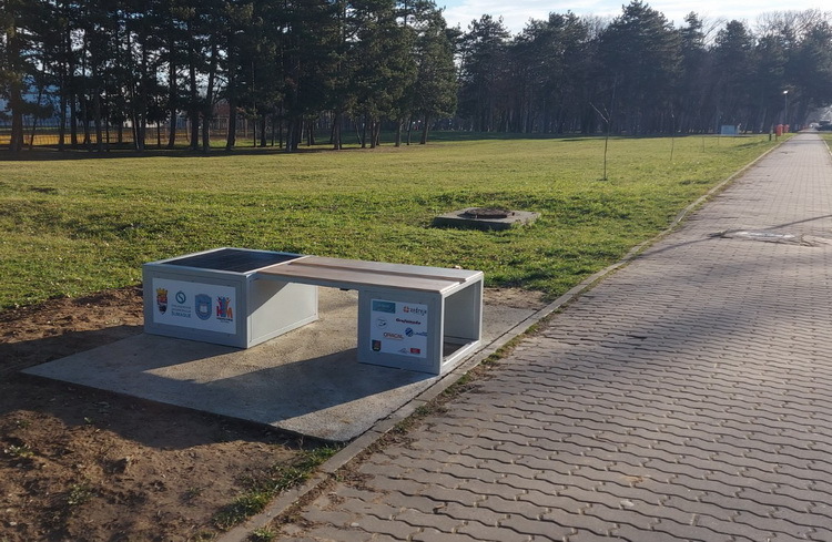 solarna klupa Kragujevac