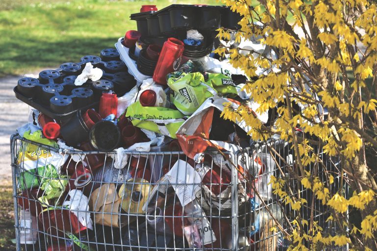 Građani snažno podržavaju borbu protiv jednokratne plastike