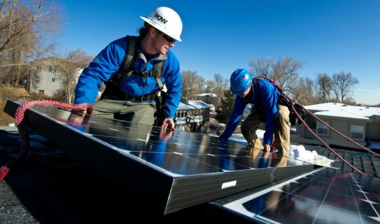 EPCG: Javni poziv za finansiranje projekata Solari 3000+ i Solari 500+