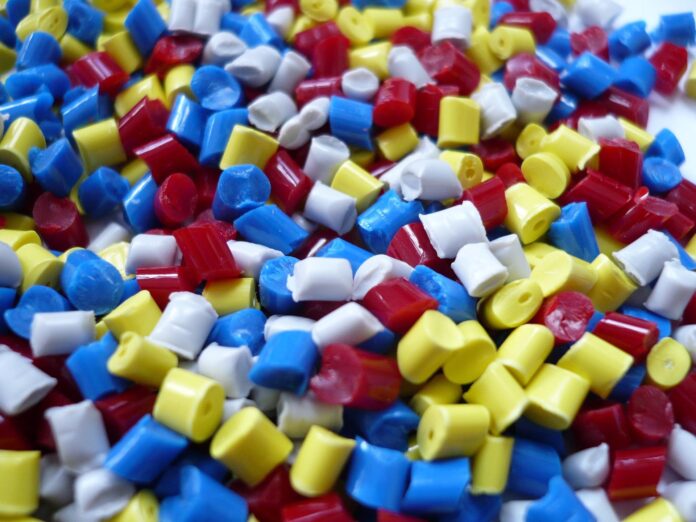 plastic-plastika-mikroplastika