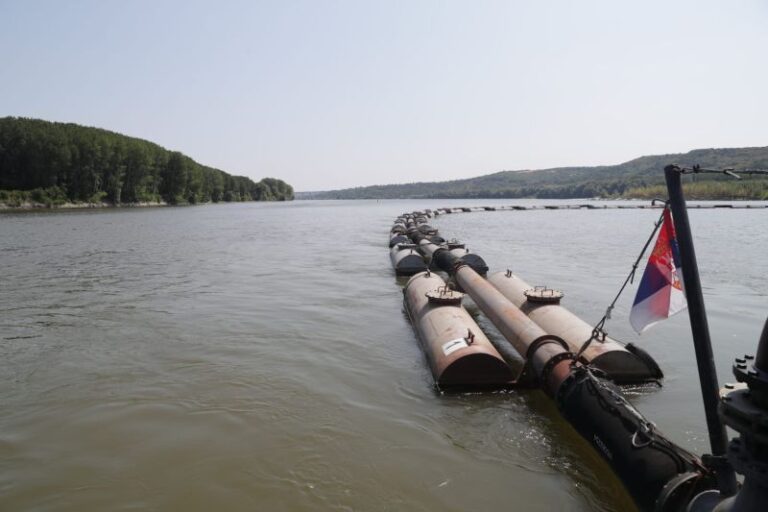 Momirović: Plovnost reka ključna za snabdevanje energentima