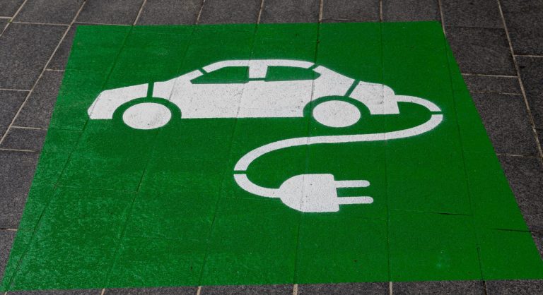 Raspisan Javni poziv za zelene stanice sa elektropunjačima na auto-putevima