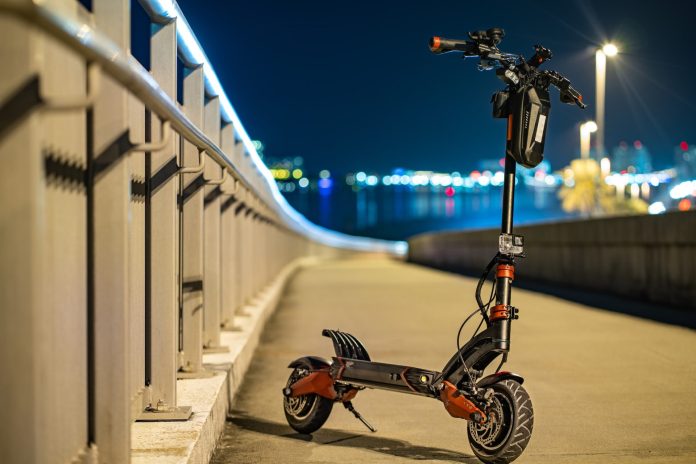 varla-scooter-ZU1GPMA1tMw-unsplash