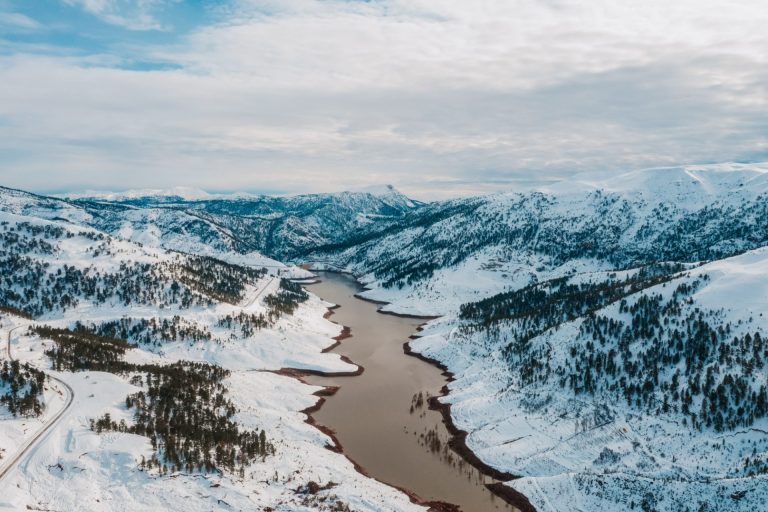Narandžaste reke i potoci na Aljasci, šta je uzrok, a kakve su posledice?