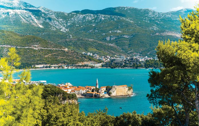 dean-milenkovic-W1YyR-a7qOo-unsplash